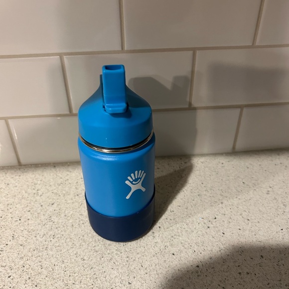 Hydro Flask Two-Tone Blue Bottle, 12 oz, Brand New - Picture 2 of 3